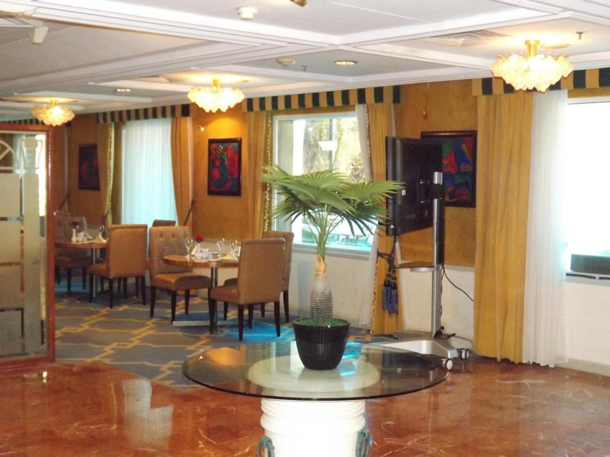 Al Bilad Hotel Джедда Экстерьер фото