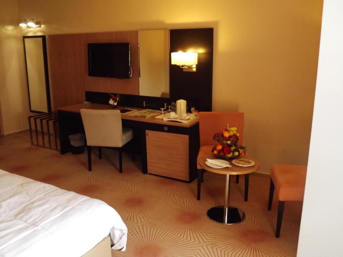 Al Bilad Hotel Джедда Экстерьер фото